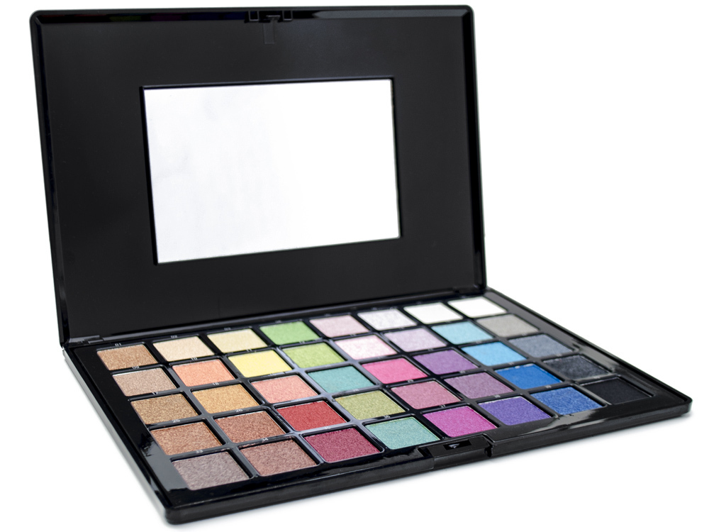 Airbase High Pigment Pearl Eyeshadow Palette (40 Colours, 46.6g)